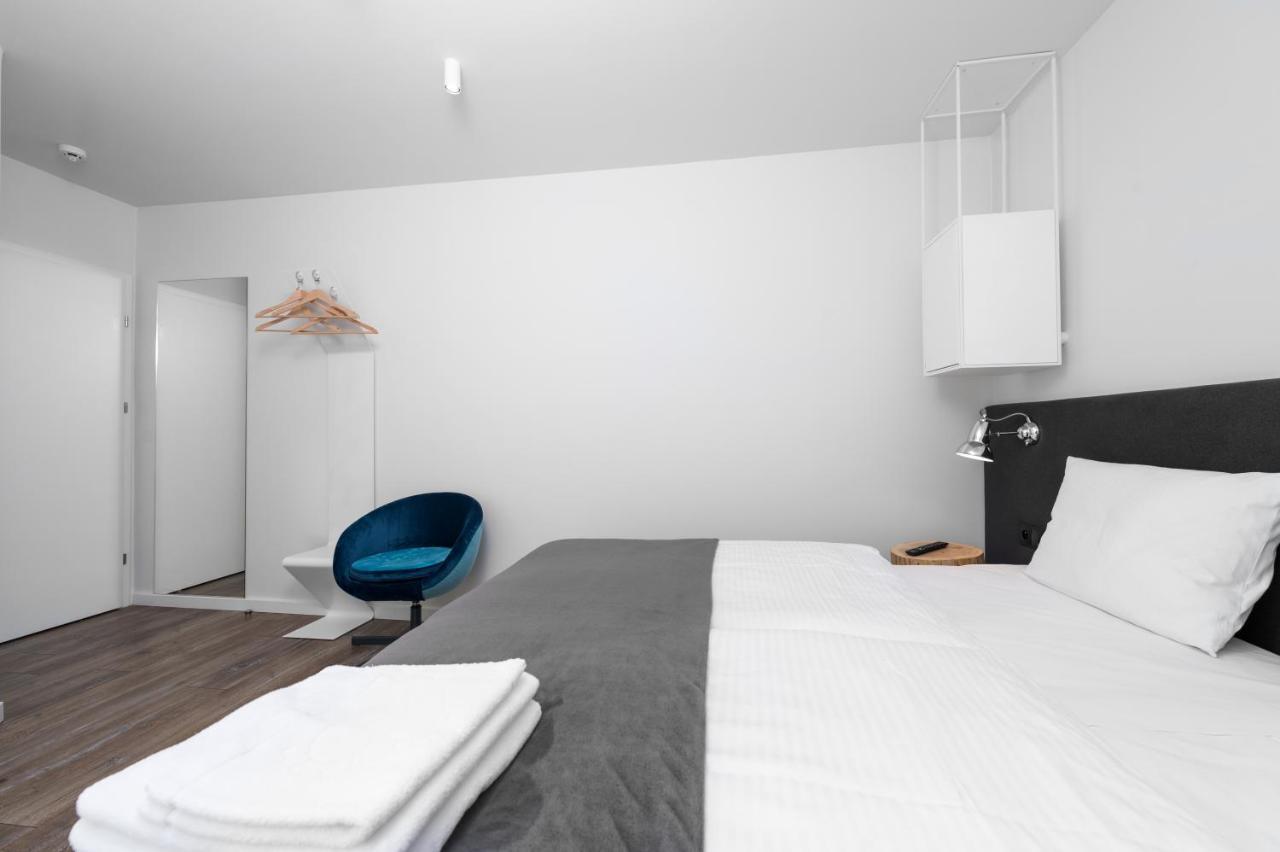 Dobra Truskawka Bed & Breakfast Wagrowiec Ngoại thất bức ảnh